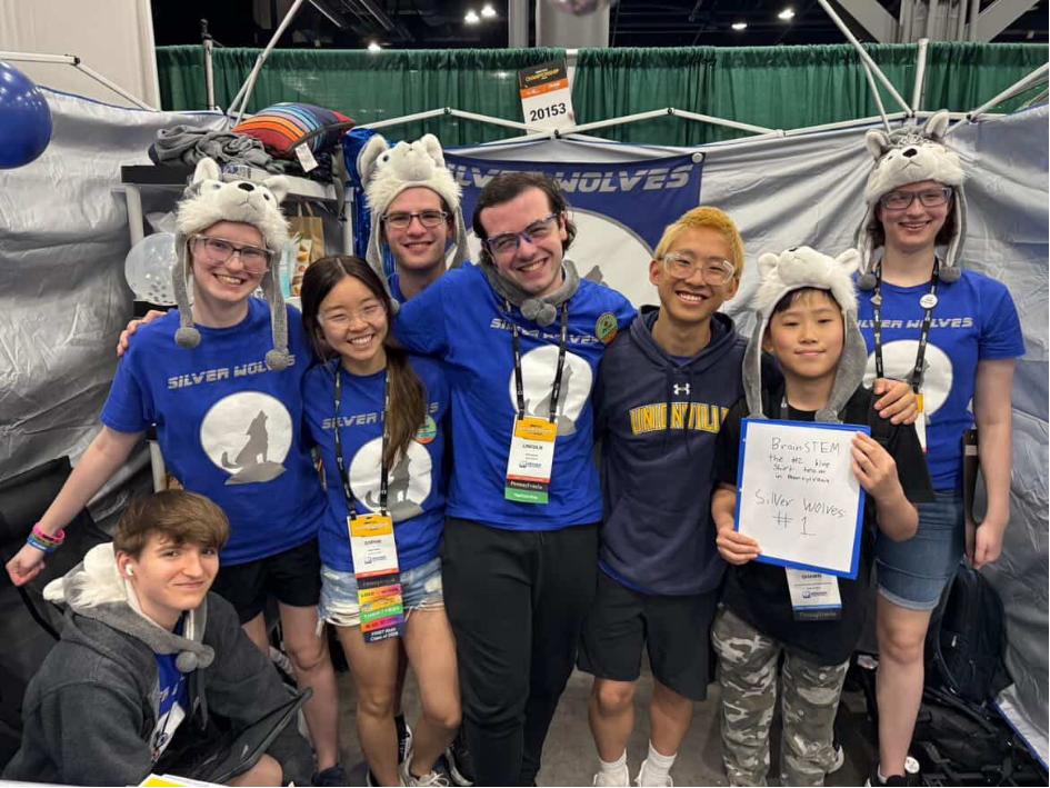 Team Silver Wolves at Worlds